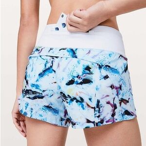 Lululemon Run Times Low Rise Short II 4" / Exposure Crystallize Multi White 10